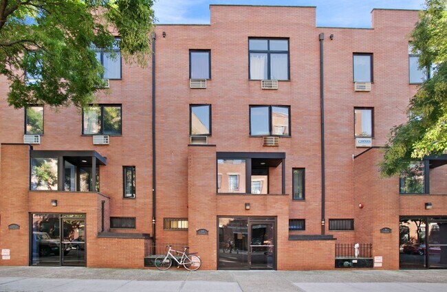 Building Photo - 104 Clifton Pl
