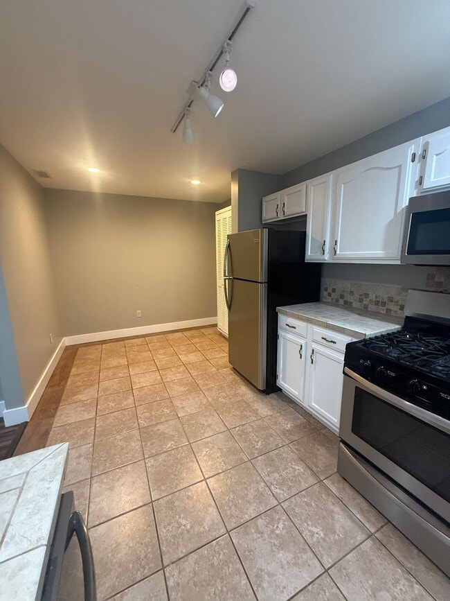 Building Photo - 167 Wagon Wheel Ln