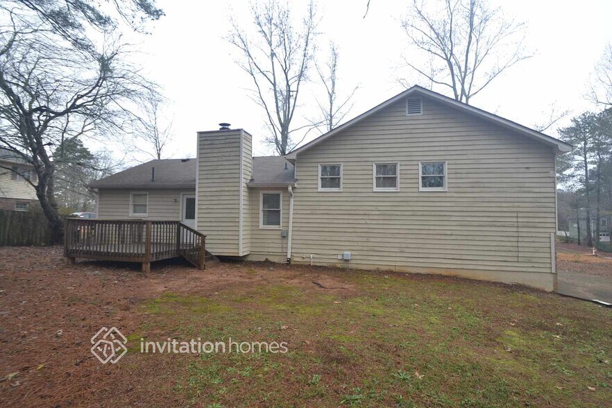 Building Photo - 2887 Country Ln NW
