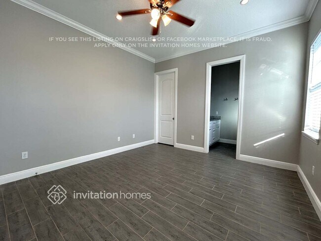 Building Photo - 1453 Pierce St