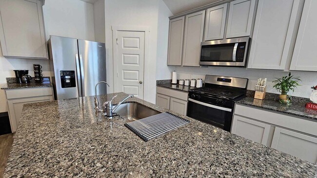 Building Photo - 31814 Whittis Hl Wy