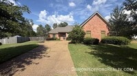 Building Photo - 105 Laurel Ridge Rd