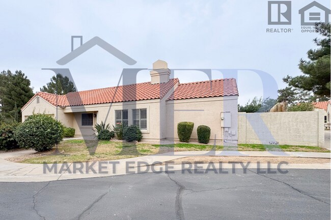 Building Photo - 2Bed/2Bath w/ Office-House at 40th St/Cactus-Garg!