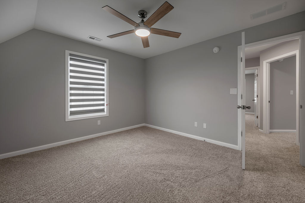 Building Photo - 242 Elkhorn Meadows Dr