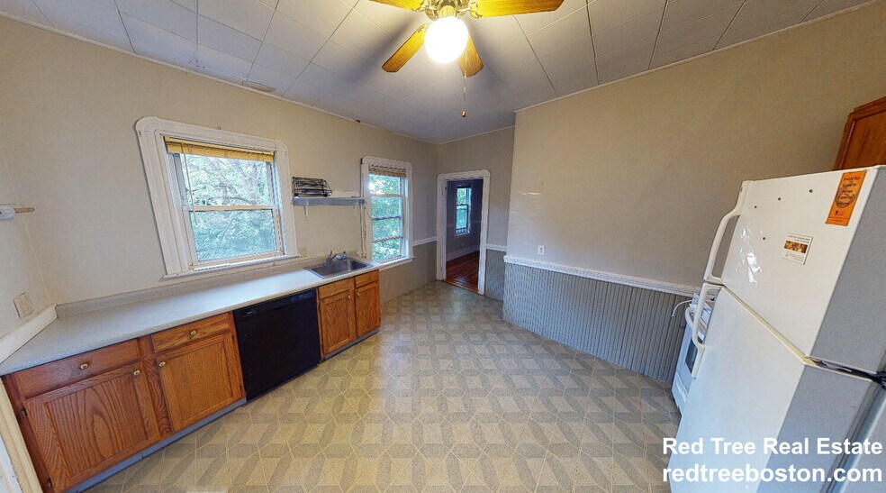 Building Photo - 296 Highland Ave