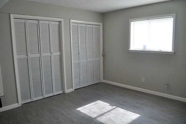 Building Photo - 2311 Leaman Ave