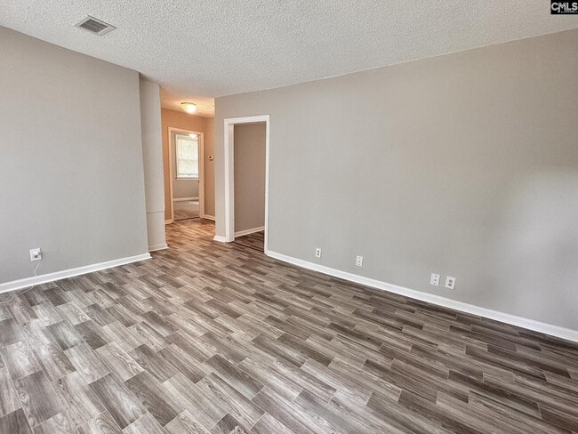 Building Photo - 3626 Hydrangea St