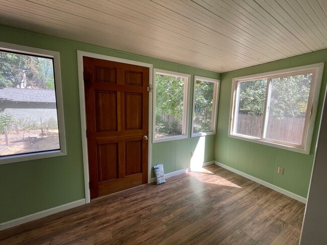 Building Photo - Charming 2 Bedroom, 1 Bath Home in Boise’s...