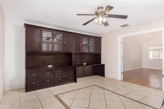 Building Photo - 8812 W Pinnacle Peak Rd