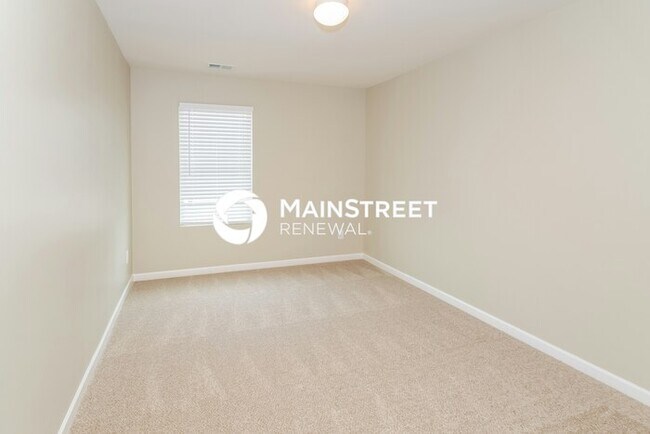 Building Photo - 4 Bedroom Pet-Friendly Home in Warrior, AL with Main Street Renewal