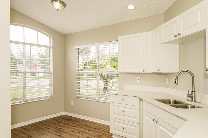 Building Photo - 2823 Tannery Ct