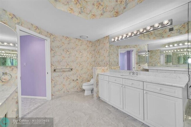 Building Photo - 6001 N Ocean Dr