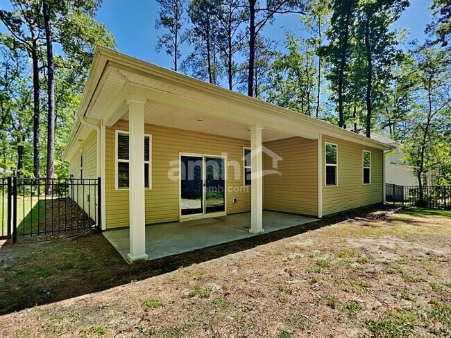 Building Photo - 219 Swan Drive