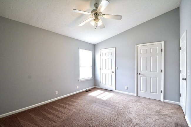 Building Photo - 1012 Shaman Crossing