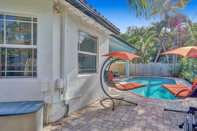 Building Photo - 1207 SW 21st St