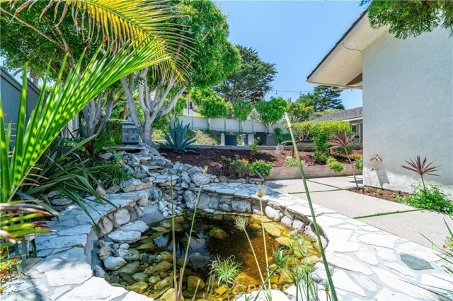 Building Photo - 1500 Paseo Del Mar