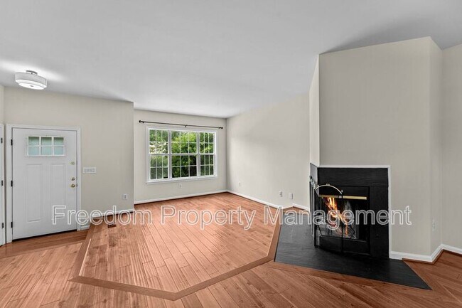 Building Photo - 8644 Sanderling Dr
