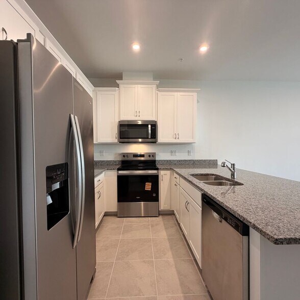 Building Photo - 3276 Gardenia Reserve St