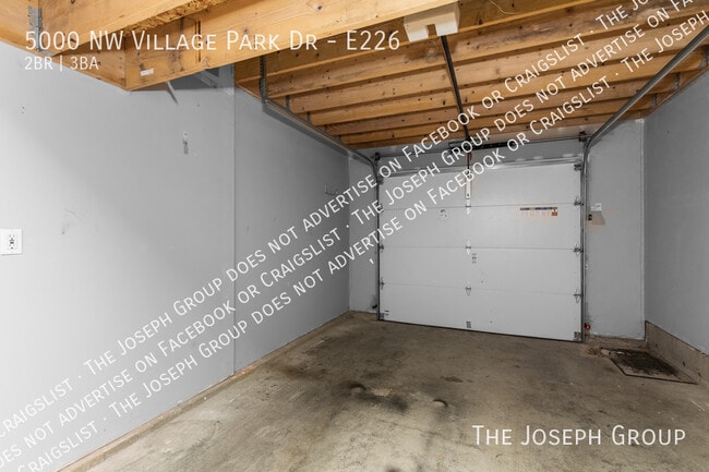 Building Photo - 5000 NW Village Park Dr