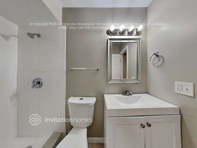 Building Photo - 6146 Balboa Dr