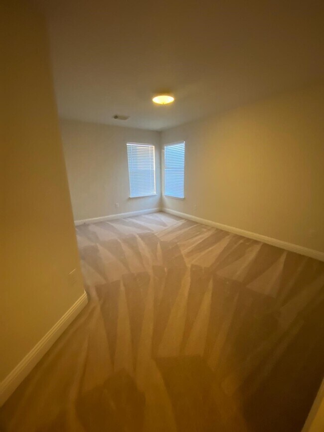 Primary Photo - 518 Remington Chase Ct