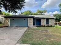 Building Photo - 1604 Middleway Rd