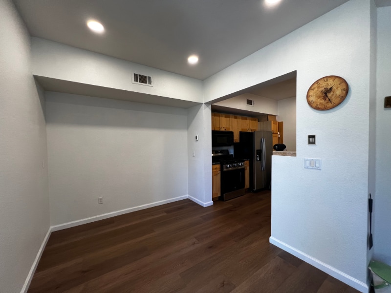 Building Photo - 229 Sunset Dr