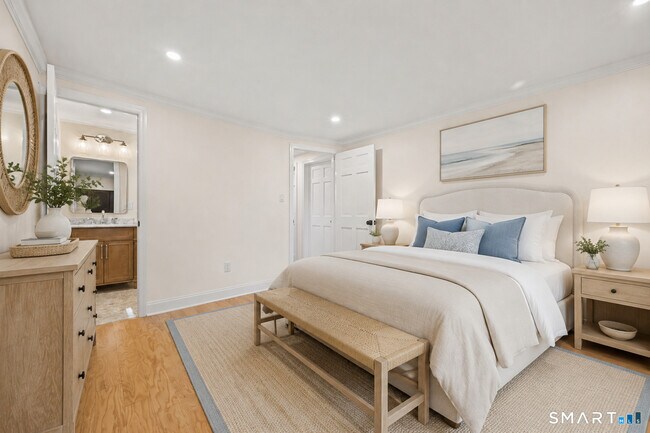 Building Photo - 22 Carrona Dr