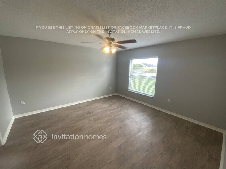 Building Photo - 4240 Climbing Aster Ct