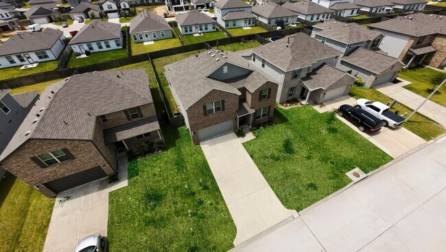 Building Photo - 9658 Caney Trails Rd