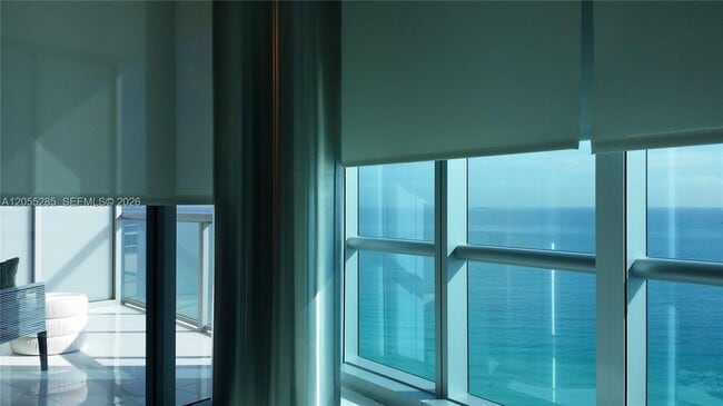 Building Photo - 17121 Collins Ave