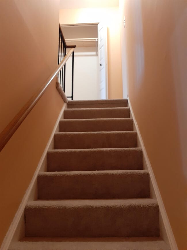 Building Photo - 7540 Belle Grae Dr