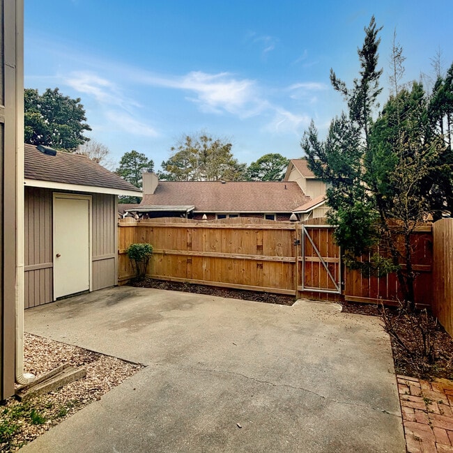 Building Photo - 1849 Quail Ridge Rd