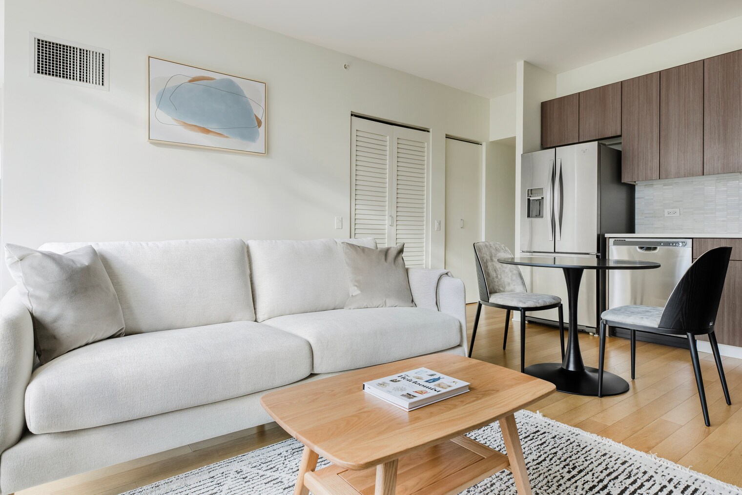 Building Photo - 340 E North Water St