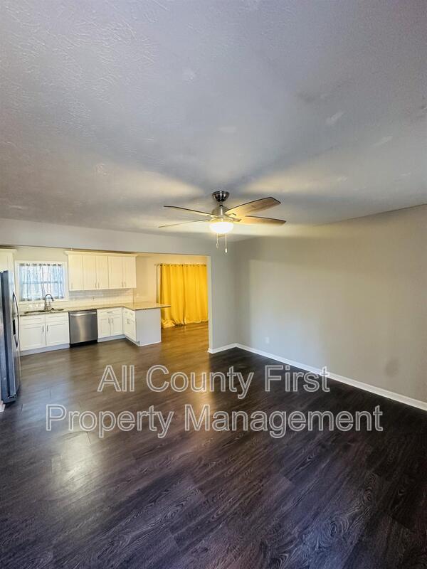 Building Photo - 2975 McGlynn Ct