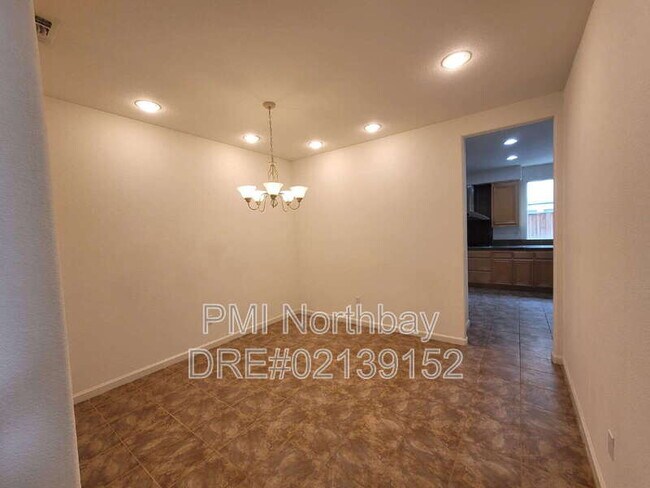 Building Photo - 4051 Sierra Ct