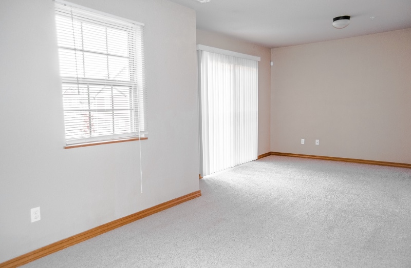 Building Photo - 2864 W Lakewood Dr