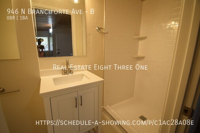 Building Photo - 946 N Branciforte Ave