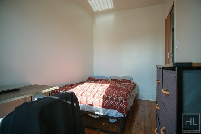 Building Photo - 1 Bedroom in Harlem