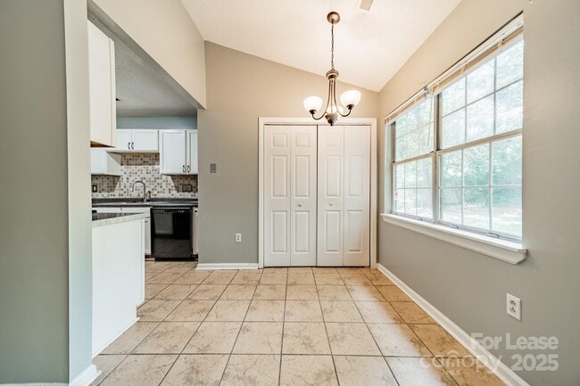 Building Photo - 8027 Sherington Way