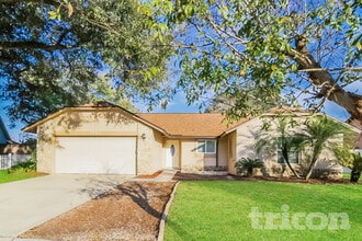 Building Photo - 2942 Mallorn Way