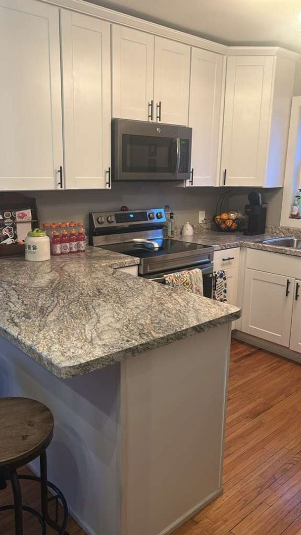 Building Photo - Single Family Home for Rent