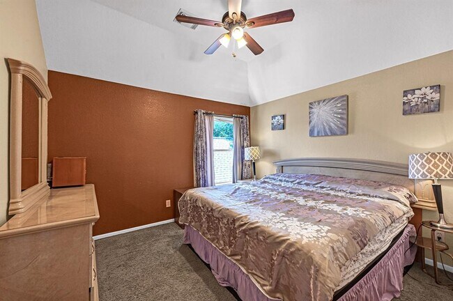 Building Photo - 5542 Morgan Park Ln