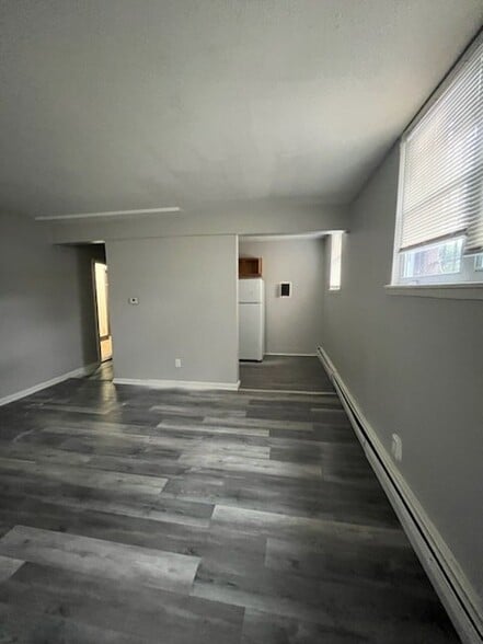 Building Photo - 65 Bulkeley Ave