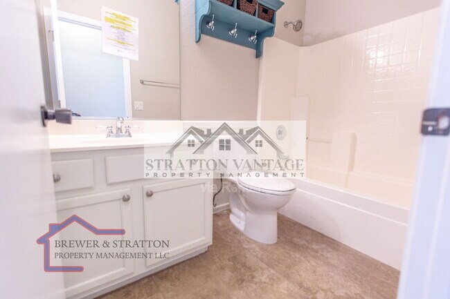 Building Photo - 3533 W Sousa Ct