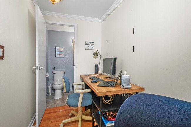 Building Photo - 1221 N Dearborn St