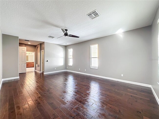 Building Photo - 2830 Cardassi Dr