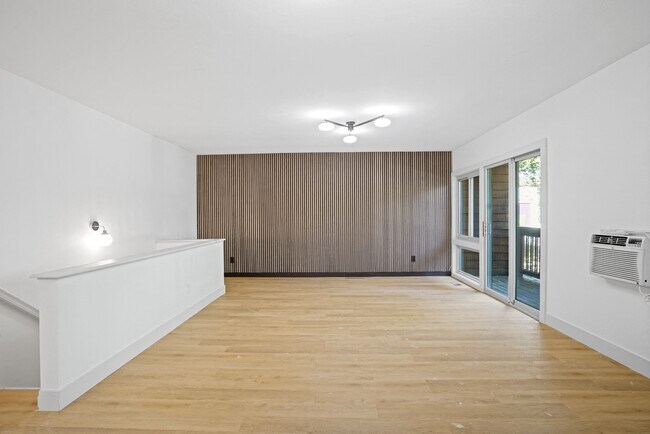 Floorplan - 815 Dewey Ave