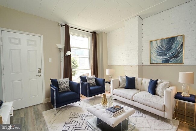 Primary Photo - 1847 E Harold St