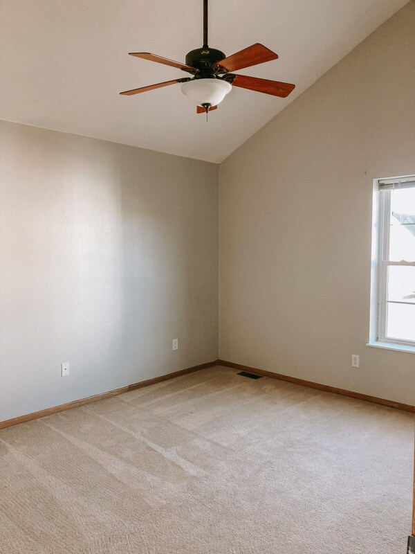 Building Photo - 1222 SE Village View Ln